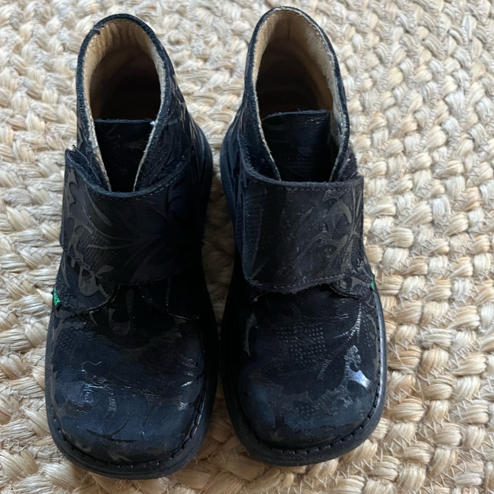 Aster Black Boots, 26Euro, 9Toddler